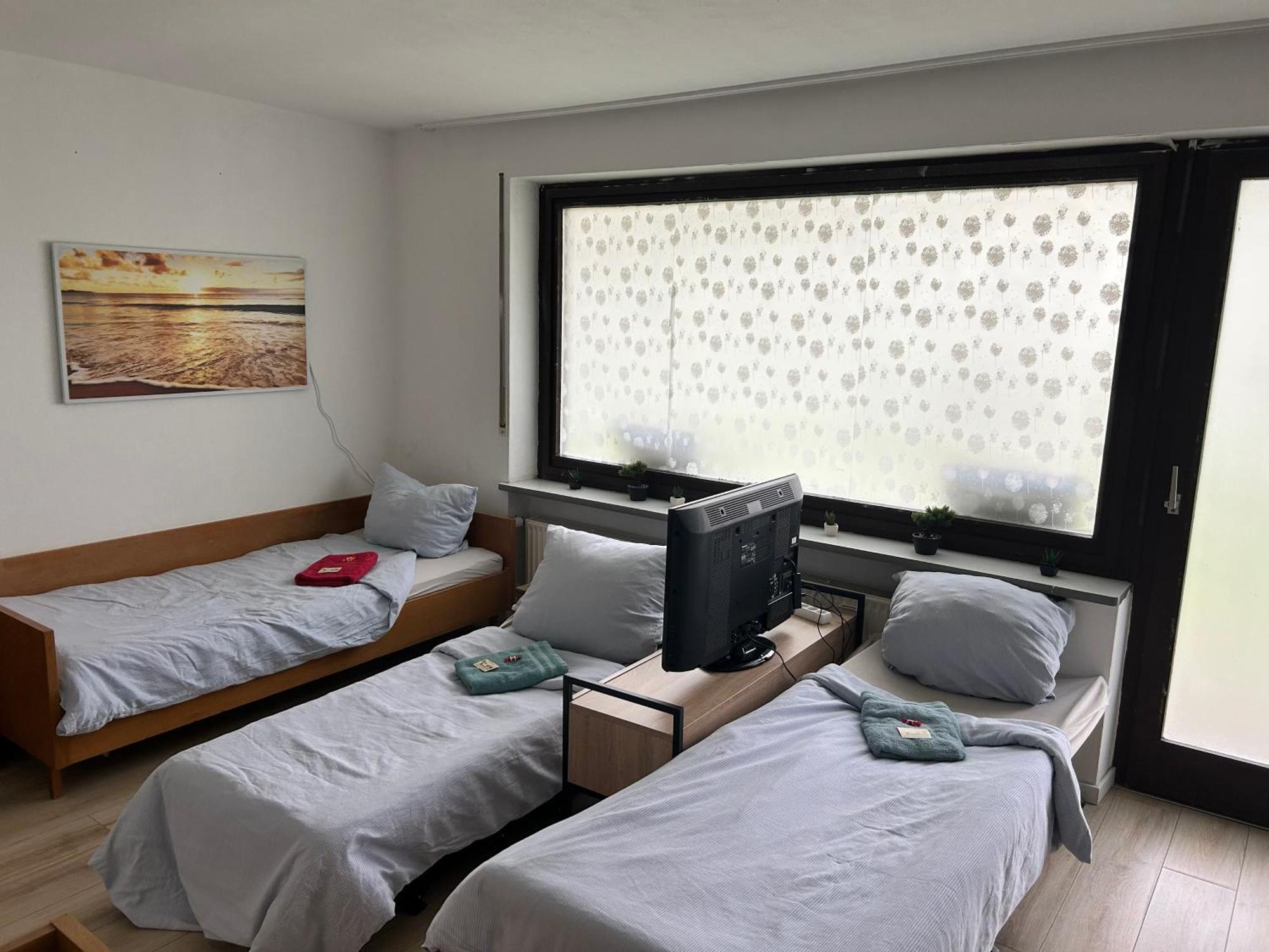 2-5 Bettzimmer Creglingen Esterno foto