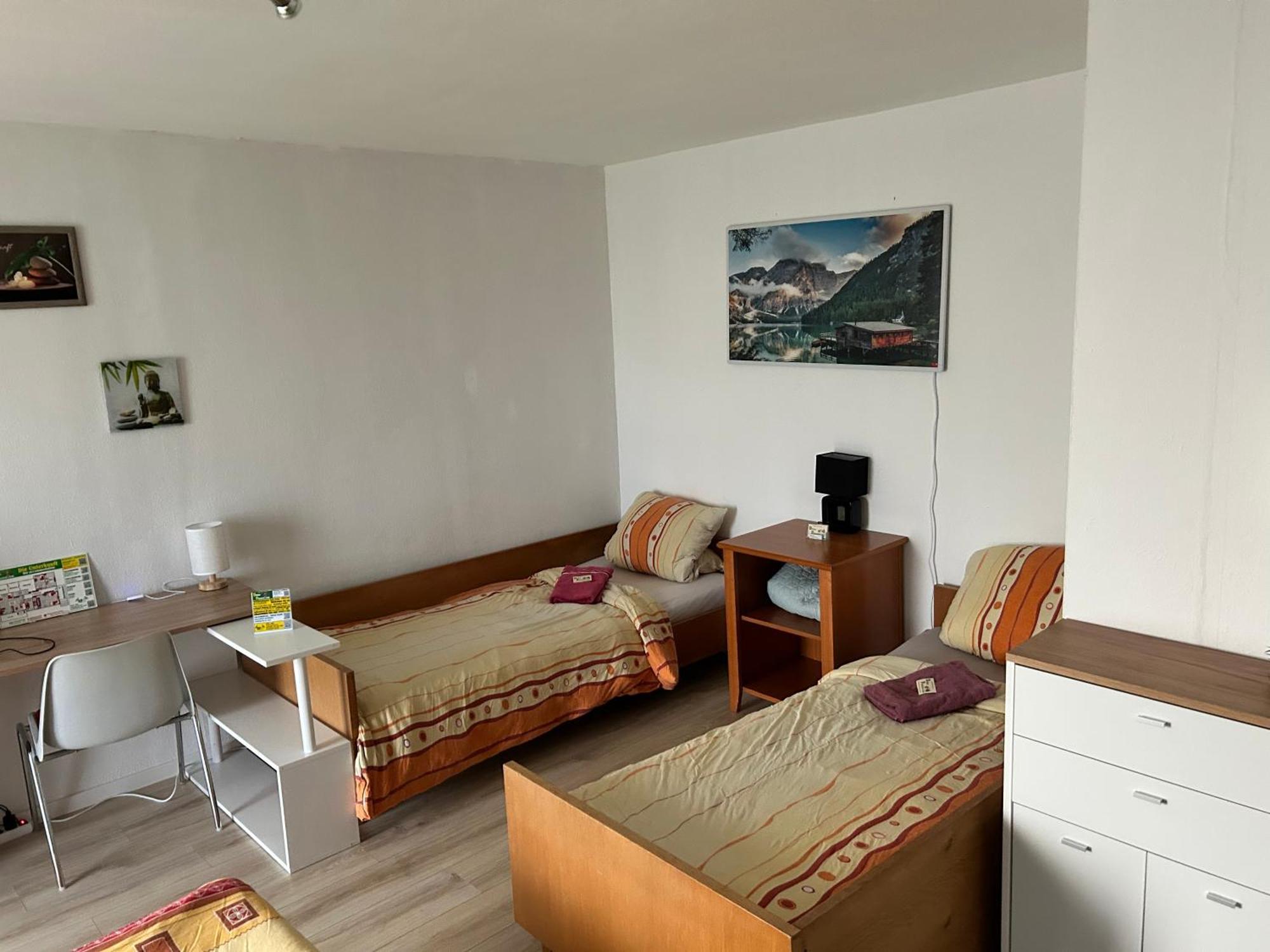 2-5 Bettzimmer Creglingen Esterno foto